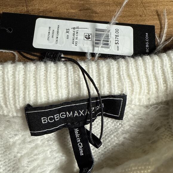 Bcbgmaxazria Women's White Feathered Pullover Cropped Cable Knit Sweater Size XS - Picture 4 of 9